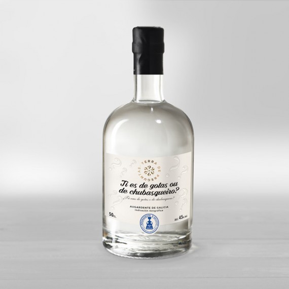 Augardente de bagazo